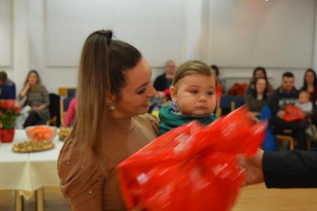 ŽUPANOV SPREJEM NOVOROJENČKOV 10