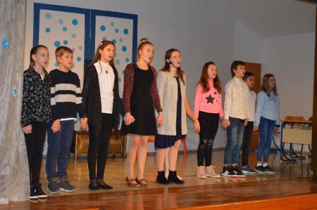 40 LET OSNOVNE ŠOLE BOVEC 21