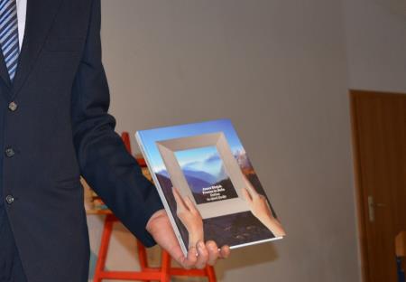 40 LET OSNOVNE ŠOLE BOVEC 25