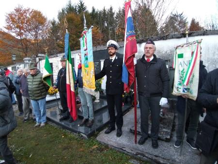 POLAGANJE VENCEV V BENEČIJI IN REZIJI 4