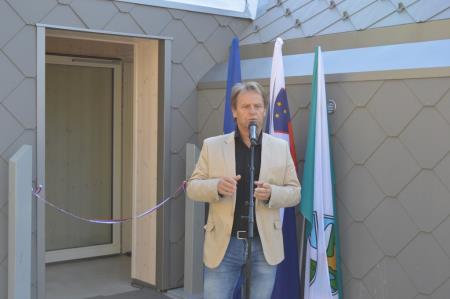 SLOVESNO ODPRTJE ZGORNJIH PROSTOROV RIBIŠKE HIŠE 6