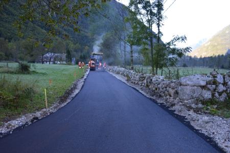 ASFALTIRANJE CESTE KLUŽE – BAVŠICA 2