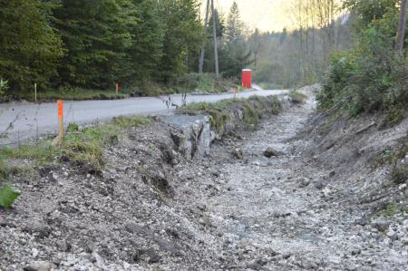 ASFALTIRANJE CESTE KLUŽE – BAVŠICA 10