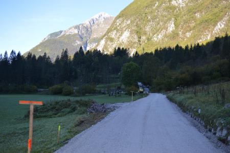 ASFALTIRANJE CESTE KLUŽE – BAVŠICA 15