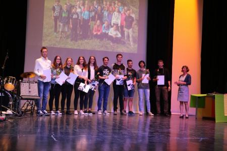 PODELITEV PRIZNANJ MATURANTOM GIMNAZIJE TOLMIN 10