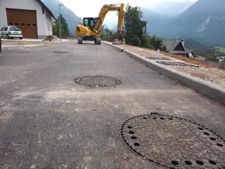 UREDITEV KOMUNALNE INFRASTRUKTURE IN CESTE KLANC 1
