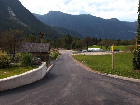 PREPLASTITEV CEST IN ULIC V KALU-KORITNICI KONČANA 3