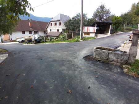 PREPLASTITEV CEST IN ULIC V KALU-KORITNICI KONČANA 15