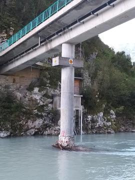 OBVESTILO O SANACIJI NOSILNEGA STEBRA MOSTU V LOG ČEZSOŠKI 2