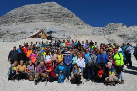 SREČANJE SLEPIH IN SLABOVIDNIH IZ VSE SLOVENIJE NA KANINU 8