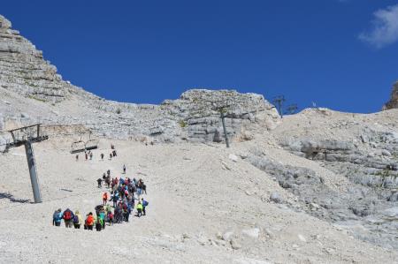 SREČANJE SLEPIH IN SLABOVIDNIH IZ VSE SLOVENIJE NA KANINU 10
