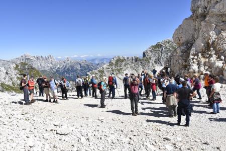 SREČANJE SLEPIH IN SLABOVIDNIH IZ VSE SLOVENIJE NA KANINU 11