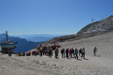 SREČANJE SLEPIH IN SLABOVIDNIH IZ VSE SLOVENIJE NA KANINU 22