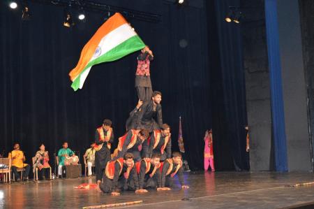 DRUGI VEČER FESTIVALA SRC IZVEDEN V KULTURNEM DOMU 10