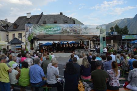 FOLKLORNI FESTIVAL 2