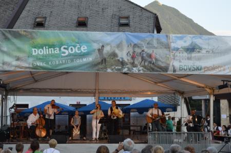 FOLKLORNI FESTIVAL 12