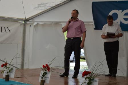 PESTER KONEC TEDNA 1