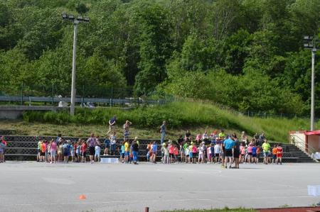 PESTER KONEC TEDNA 13