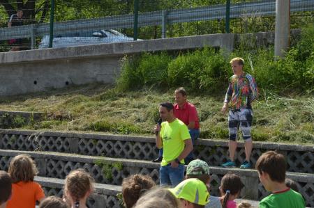 PESTER KONEC TEDNA 16