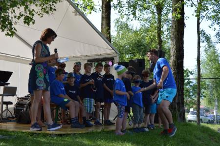 PESTER KONEC TEDNA 35