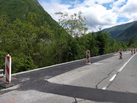 GRADNJA AVTOBUSNIH POSTAJALIŠČ 3