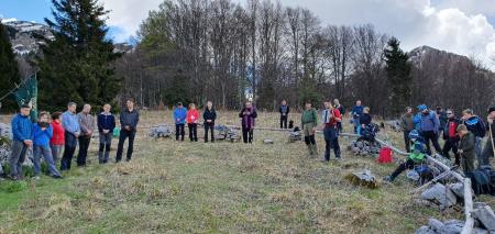 POLAGANJE VENCEV PADLIM NA PLANINI GOLOBAR 4