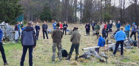 POLAGANJE VENCEV PADLIM NA PLANINI GOLOBAR 7
