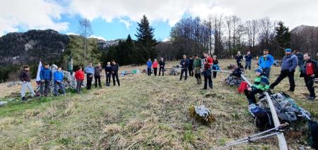 POLAGANJE VENCEV PADLIM NA PLANINI GOLOBAR 13