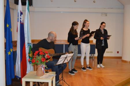 PRIREDITEV OB DNEVU UPORA PROTI OKUPATORJU 3