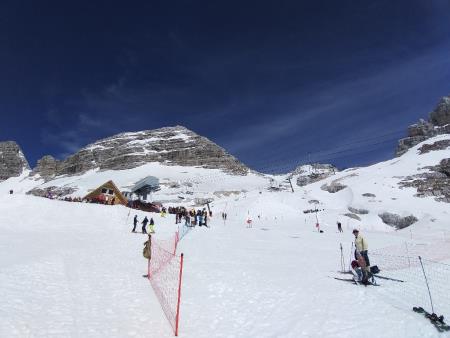 24. EMAVS NA KANINU 1