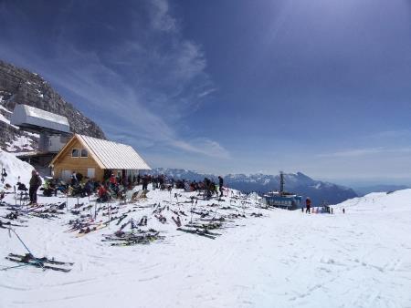 24. EMAVS NA KANINU 2