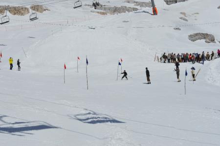 24. EMAVS NA KANINU 28