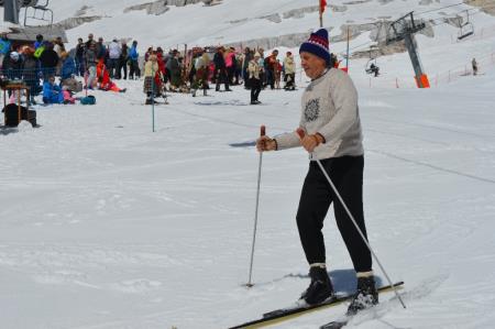 24. EMAVS NA KANINU 46