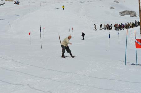 24. EMAVS NA KANINU 47