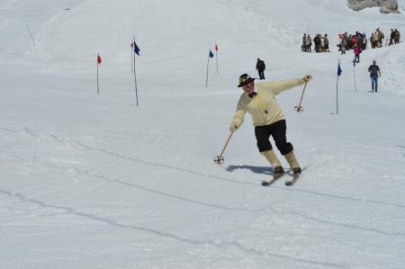 24. EMAVS NA KANINU 62