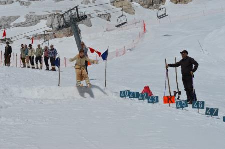 24. EMAVS NA KANINU 84