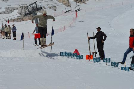 24. EMAVS NA KANINU 90