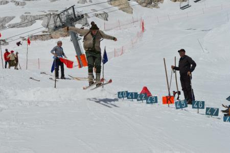 24. EMAVS NA KANINU 97