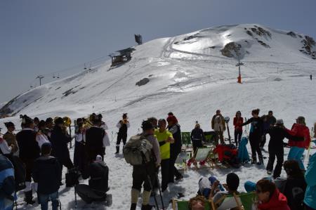 24. EMAVS NA KANINU 105