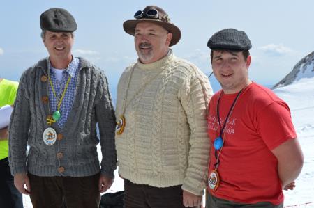 24. EMAVS NA KANINU 114