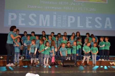 FESTIVAL PESMI IN PLESOV 48