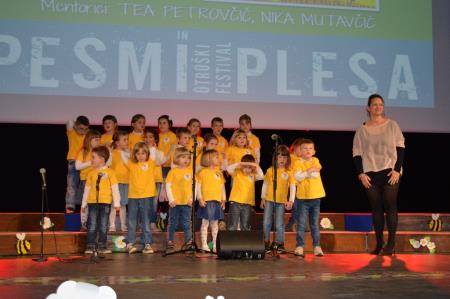 FESTIVAL PESMI IN PLESOV 54