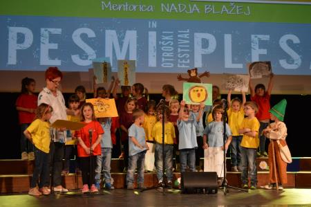 FESTIVAL PESMI IN PLESOV 58