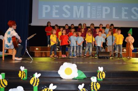 FESTIVAL PESMI IN PLESOV 59