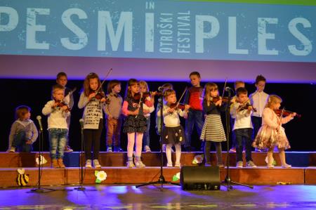 FESTIVAL PESMI IN PLESOV 65