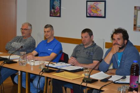 ZAKLJUČENA 5.REDNA SEJA OBČINSKEGA SVETA OBČINE BOVEC 6