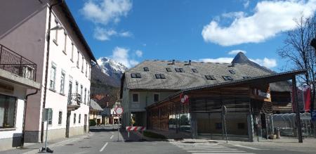 ZAČETEK UREDITVE VZHODNE VPADNICE V BOVEC 2