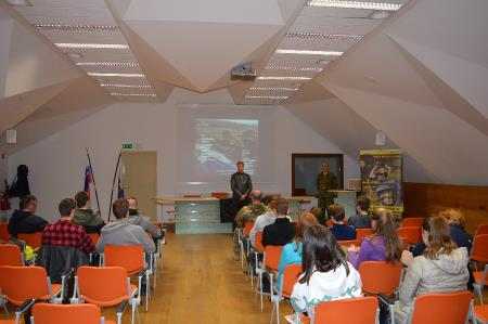 PREDSTAVITEV VOJAŠKEGA POKLICA 8