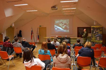 PREDSTAVITEV VOJAŠKEGA POKLICA 9