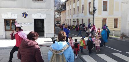 OTROCI POPESTRILI TORKOVO PUSTNO DOGAJANJE 1